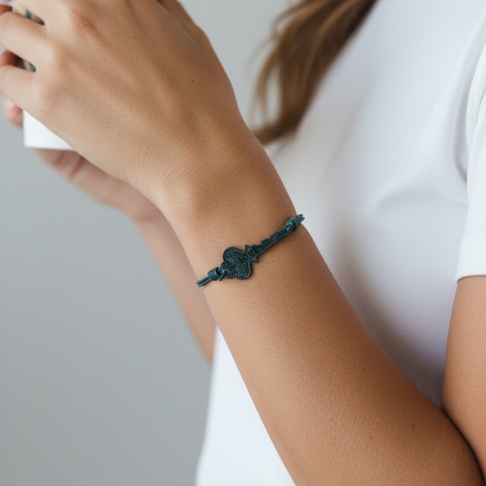 10/18 ❤️Elegant Love Teal Bracelet